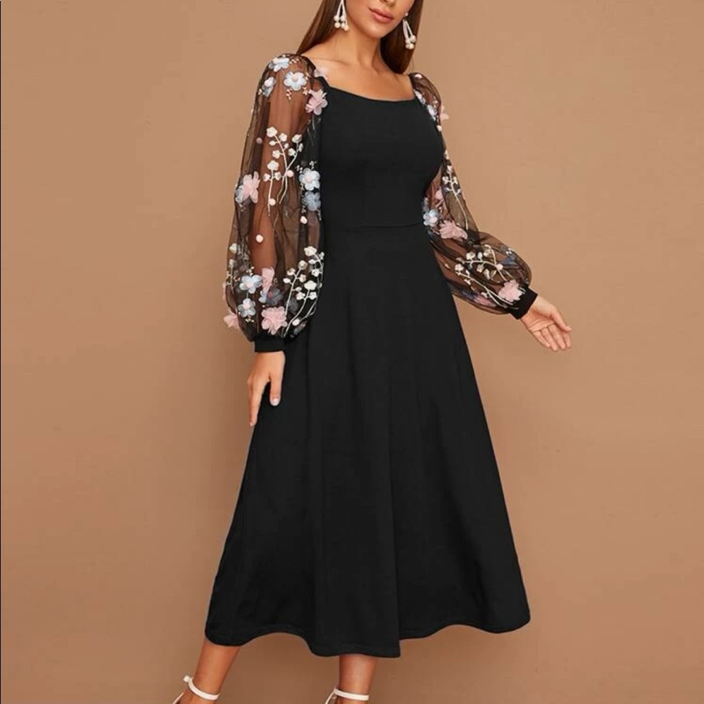 Black Lantern Sleeve Dress
